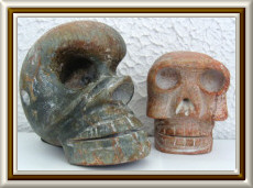 theskullwhisperers/xinandfriend.JPG
